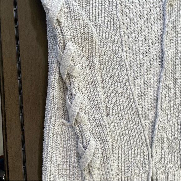 MOSSIMO SUPPLY CO. KNIT CARDIGAN!! - Picture 5 of 8